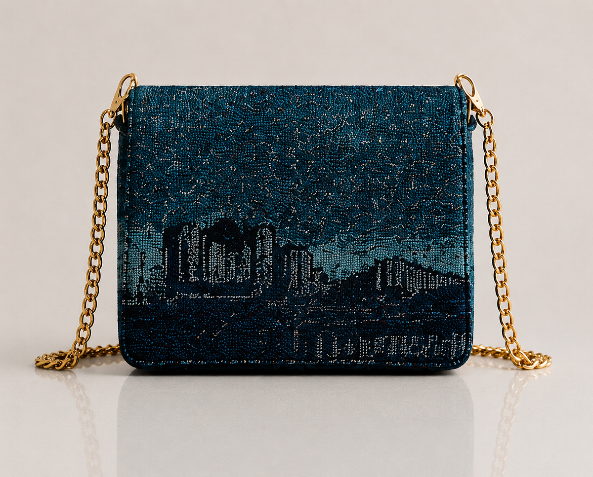 Lakeshore Drive Crossbody